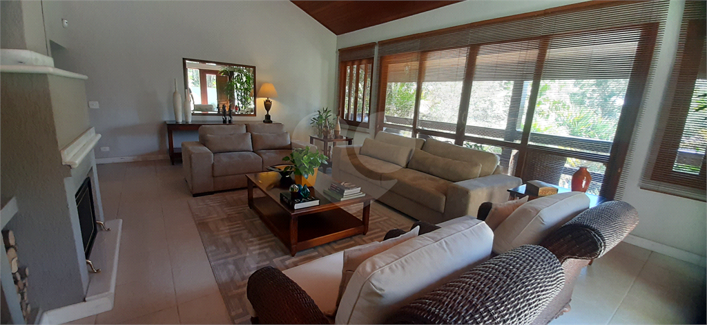 Casa de Condomínio à venda e aluguel com 4 quartos, 390m² - Foto 8