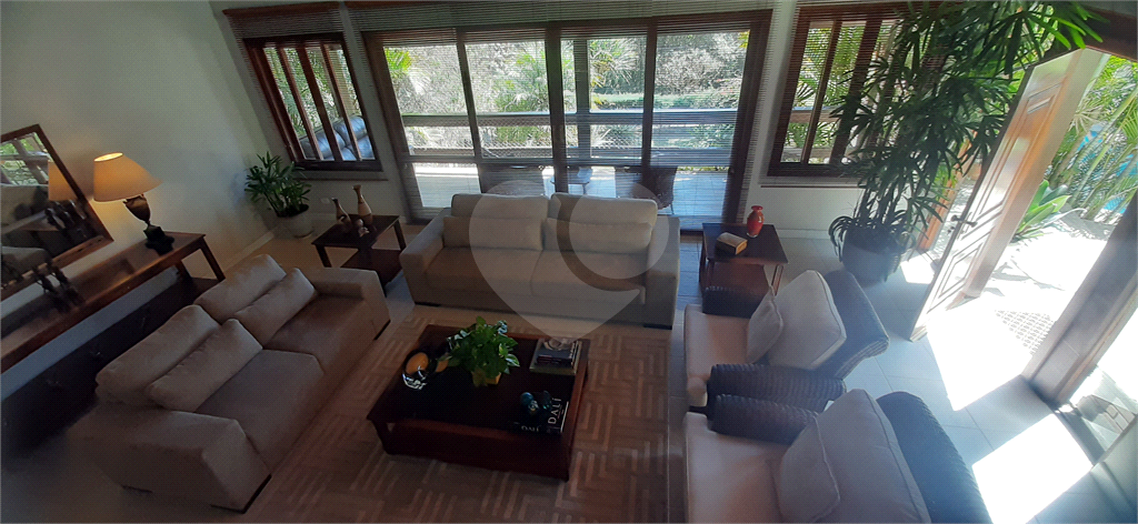 Casa de Condomínio à venda e aluguel com 4 quartos, 390m² - Foto 7