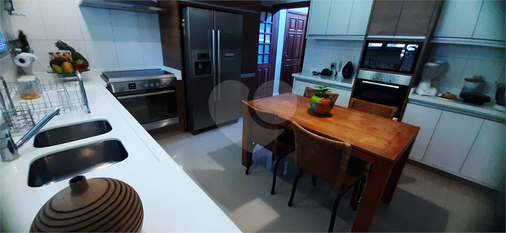 Casa de Condomínio à venda e aluguel com 4 quartos, 390m² - Foto 13