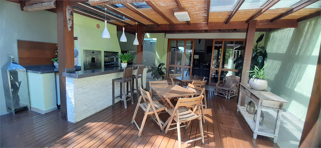 Casa de Condomínio à venda e aluguel com 4 quartos, 390m² - Foto 25