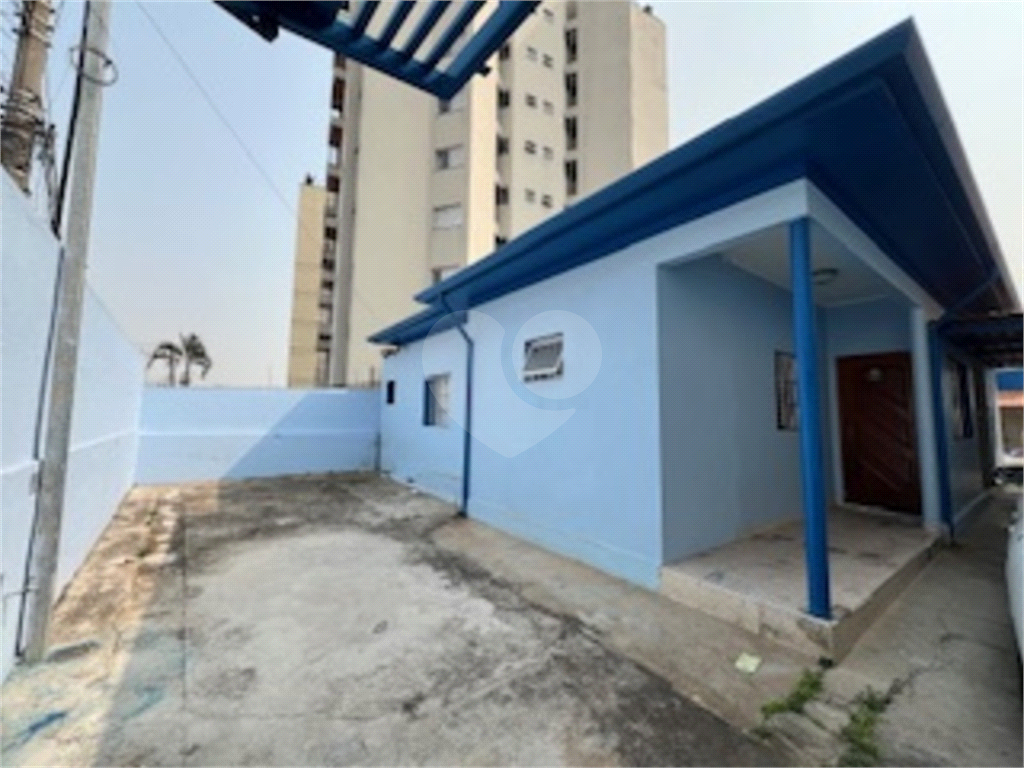 Casa à venda com 4 quartos, 240m² - Foto 11