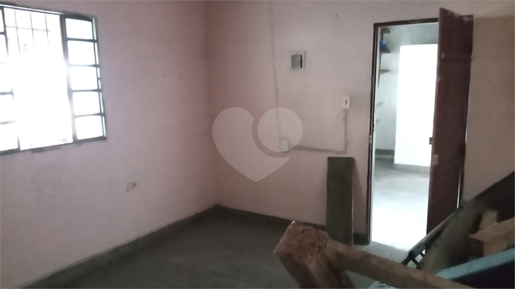 Casa à venda no Jardim Brasil com 03 Dormitórios por R$ 270.000,00 