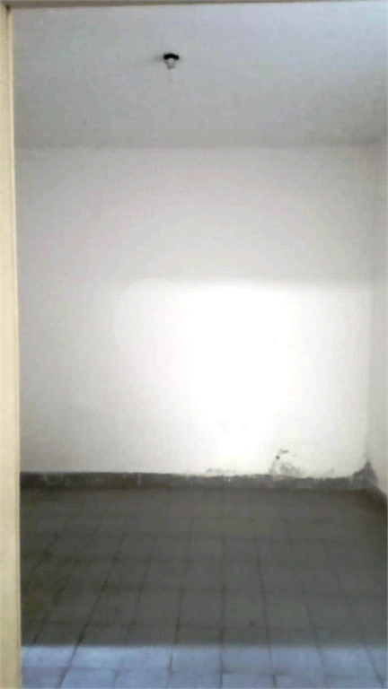 Casa à venda no Jardim Brasil com 03 Dormitórios por R$ 270.000,00 