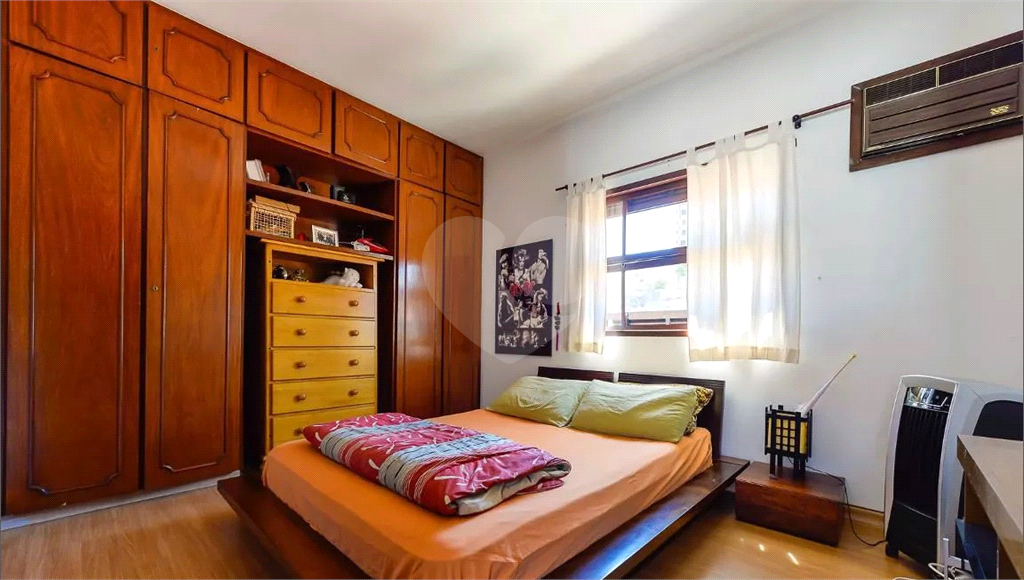 EXCELENTE SOBRADO, 3 SUITES , 5 VAGAS PERDIZES SP