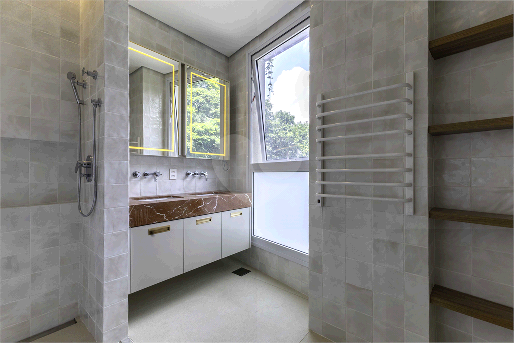 Apartamento sofisticado em Alto da Lapa