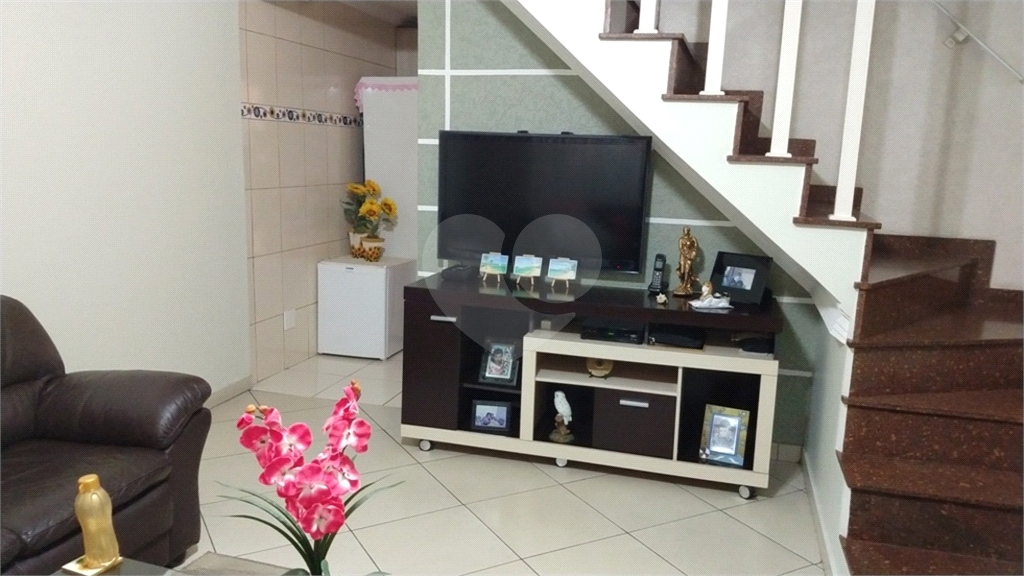 Sobrado à venda com 3 quartos, 160m² - Foto 2