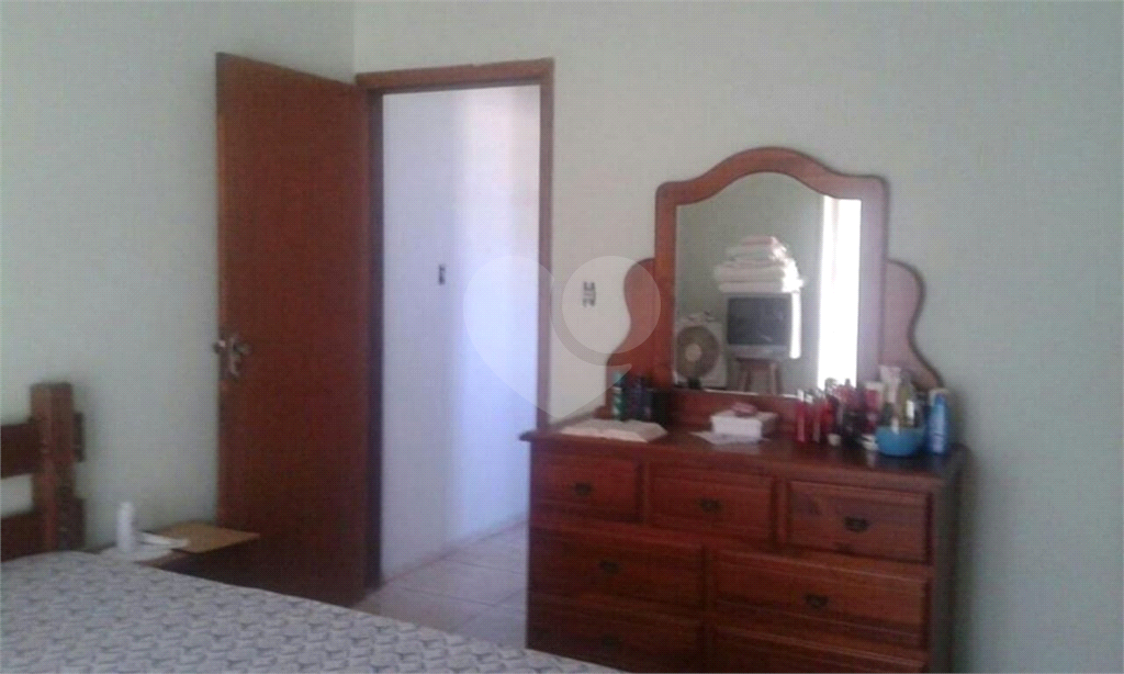 Sobrado à venda com 3 quartos, 200m² - Foto 8