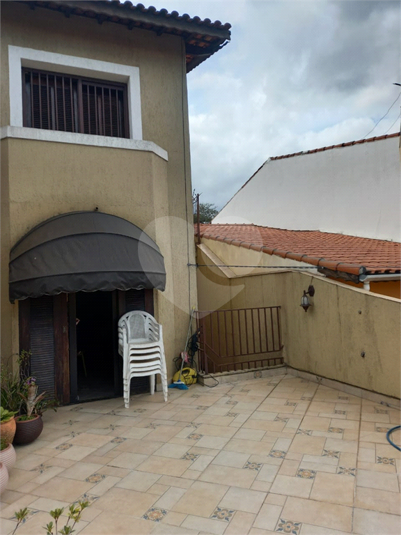 Sobrado de 4 quartos 1 suíte 2 vagas bairro Jardim City- Guarulhos-SP.