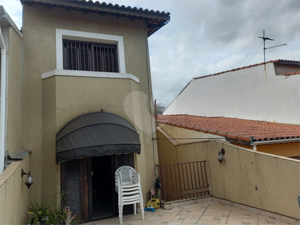 Sobrado de 4 quartos 1 suíte 2 vagas bairro Jardim City- Guarulhos-SP.