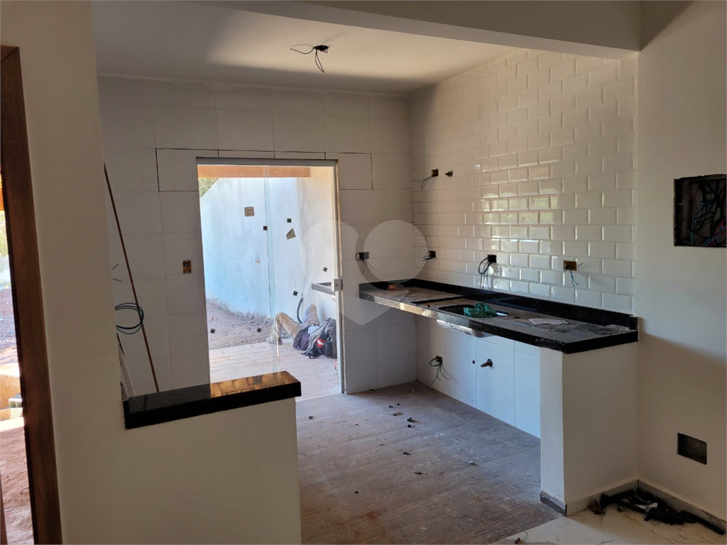 Casa de Condomínio à venda com 3 quartos, 105m² - Foto 3