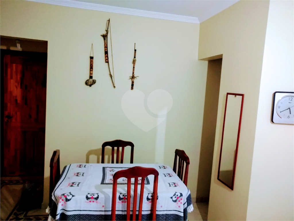 Apartamento de 87 m² com 2 dormitórios, sendo 1 suíte na Guilhermina, Praia Grande - 424.000,00