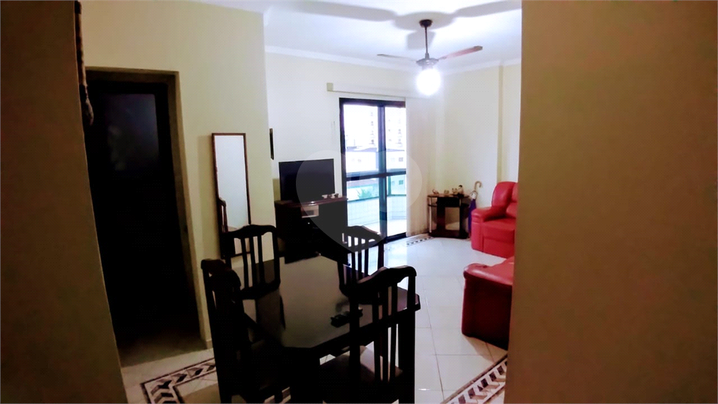 Apartamento de 87 m² com 2 dormitórios, sendo 1 suíte na Guilhermina, Praia Grande - 424.000,00