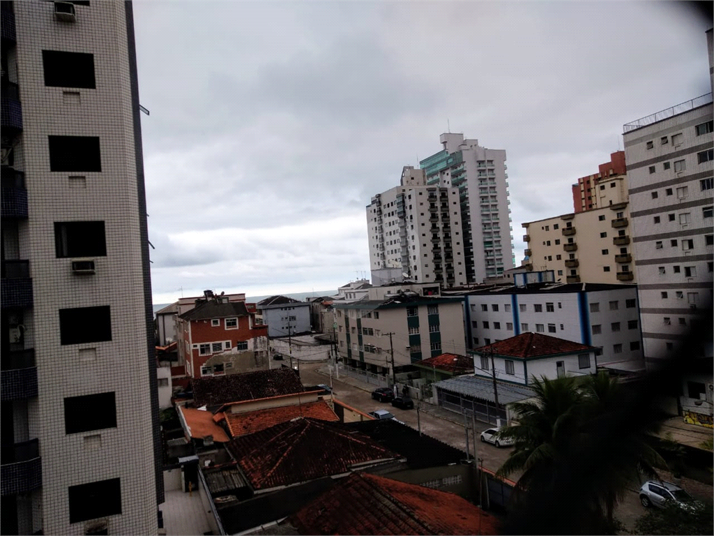 Apartamento de 87 m² com 2 dormitórios, sendo 1 suíte na Guilhermina, Praia Grande - 424.000,00
