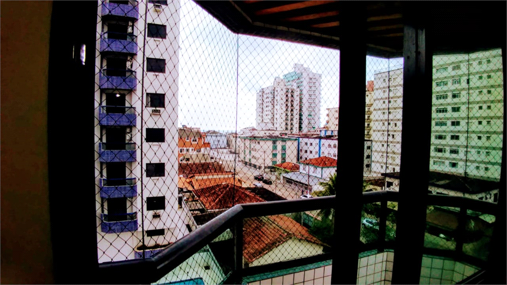 Apartamento de 87 m² com 2 dormitórios, sendo 1 suíte na Guilhermina, Praia Grande - 424.000,00