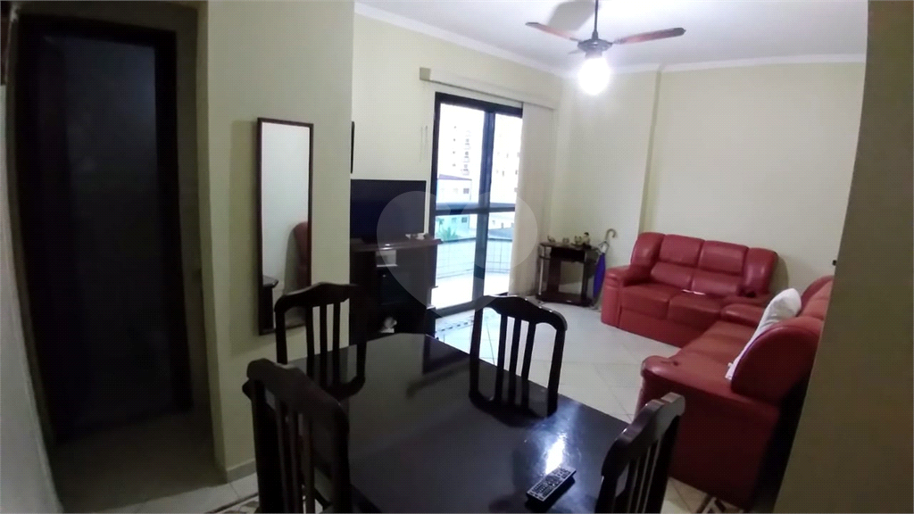 Apartamento de 87 m² com 2 dormitórios, sendo 1 suíte na Guilhermina, Praia Grande - 424.000,00