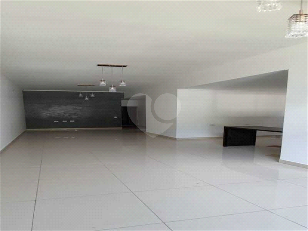 Casa à venda com 3 quartos, 150m² - Foto 9