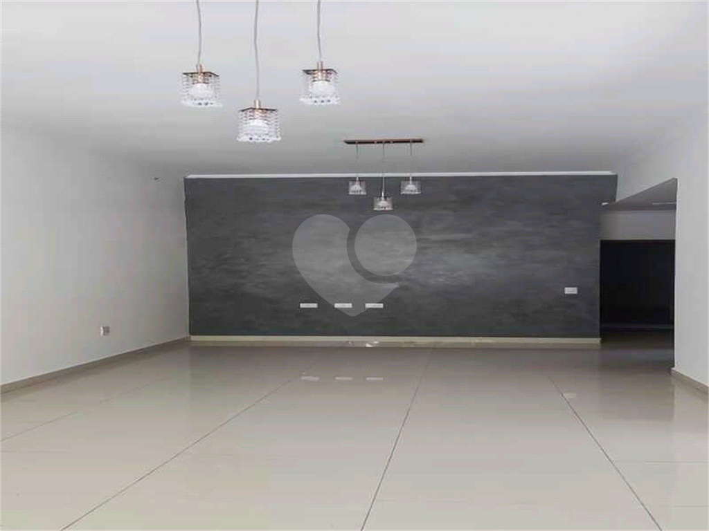 Casa à venda com 3 quartos, 150m² - Foto 8