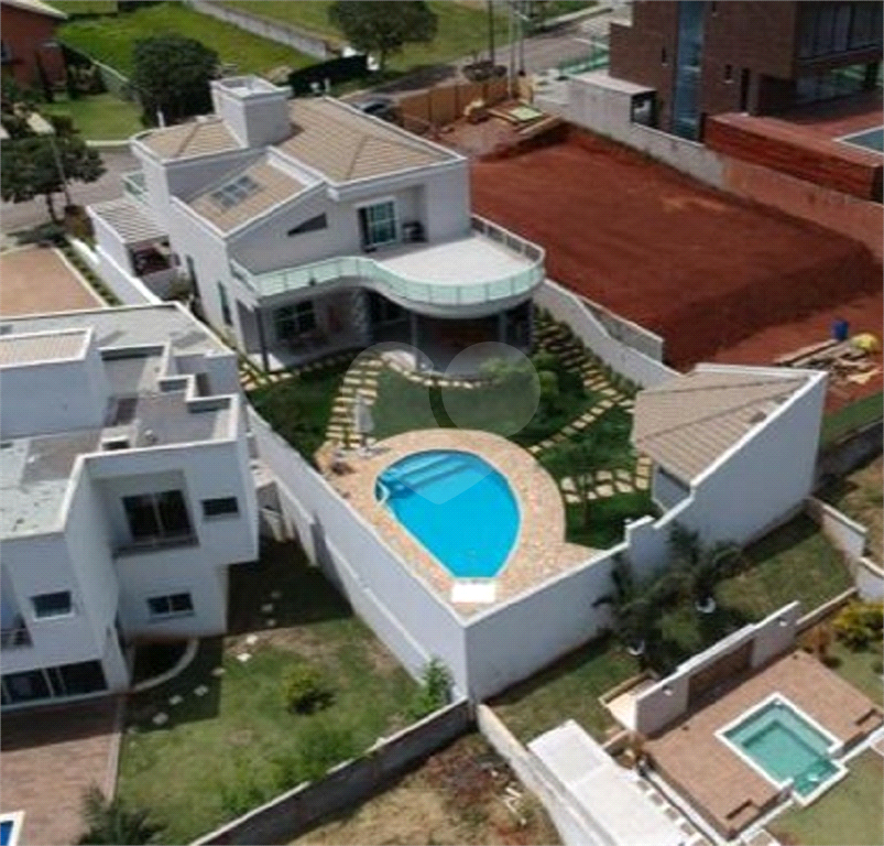 Casa de Condomínio à venda com 3 quartos, 330m² - Foto 6