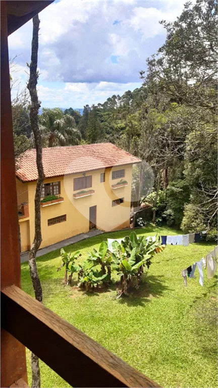 Casa de Condomínio à venda com 3 quartos, 259m² - Foto 2