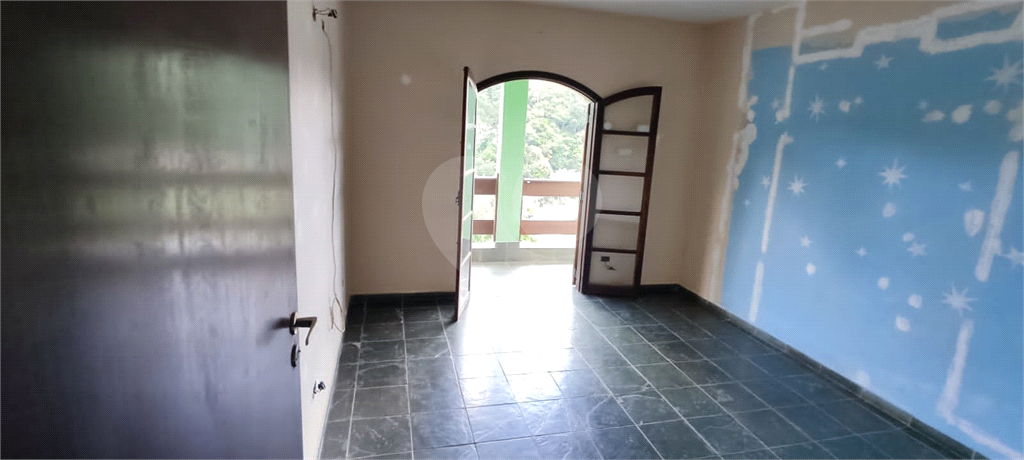 Casa à venda com 4 quartos, 198m² - Foto 9