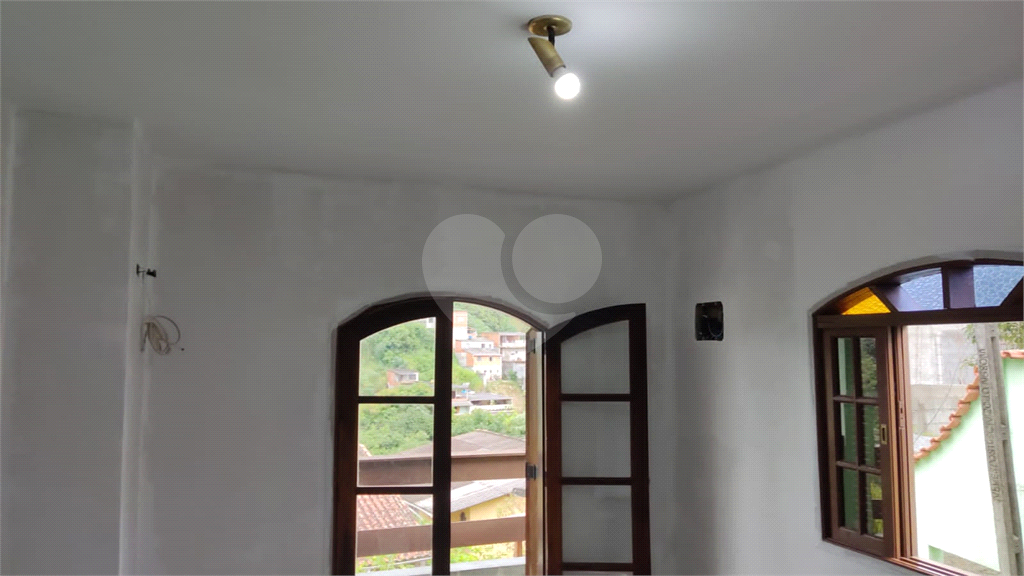 Casa à venda com 4 quartos, 198m² - Foto 8