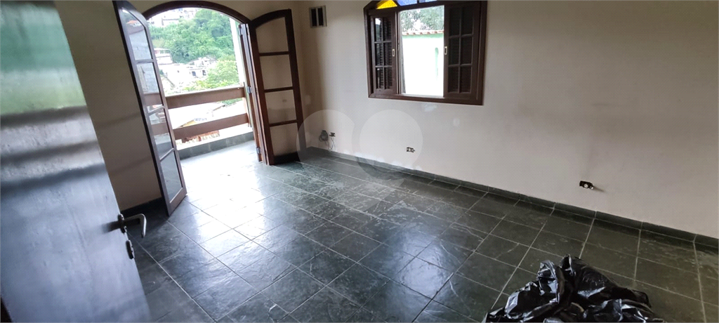 Casa à venda com 4 quartos, 198m² - Foto 5