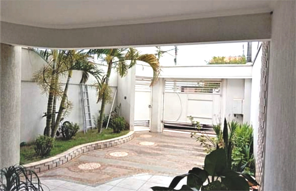 SOBRADO em JARDIM BERTONI