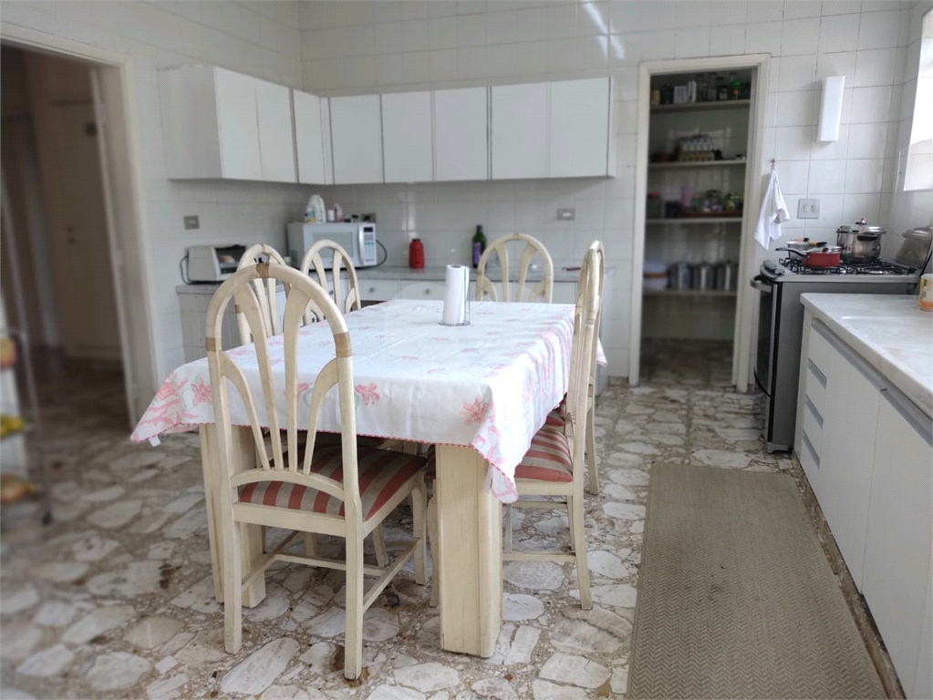 Casa alto padrão espetacular no Tremembé em uma localização super privilegiada.