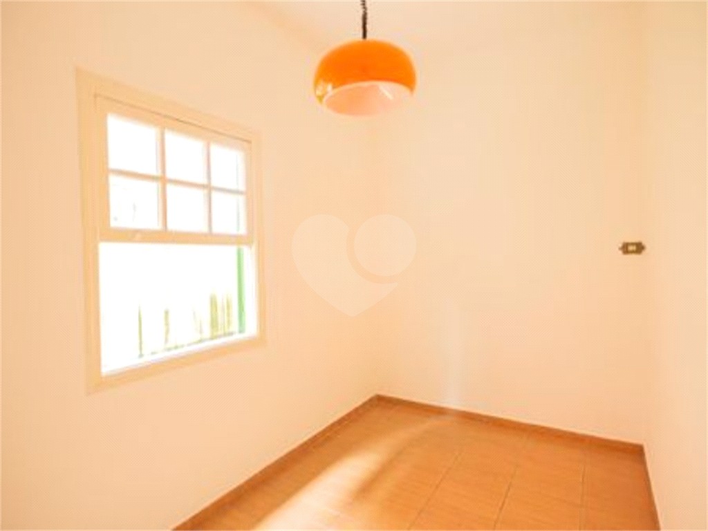 CASA 3 QUARTOS - SUMARE 