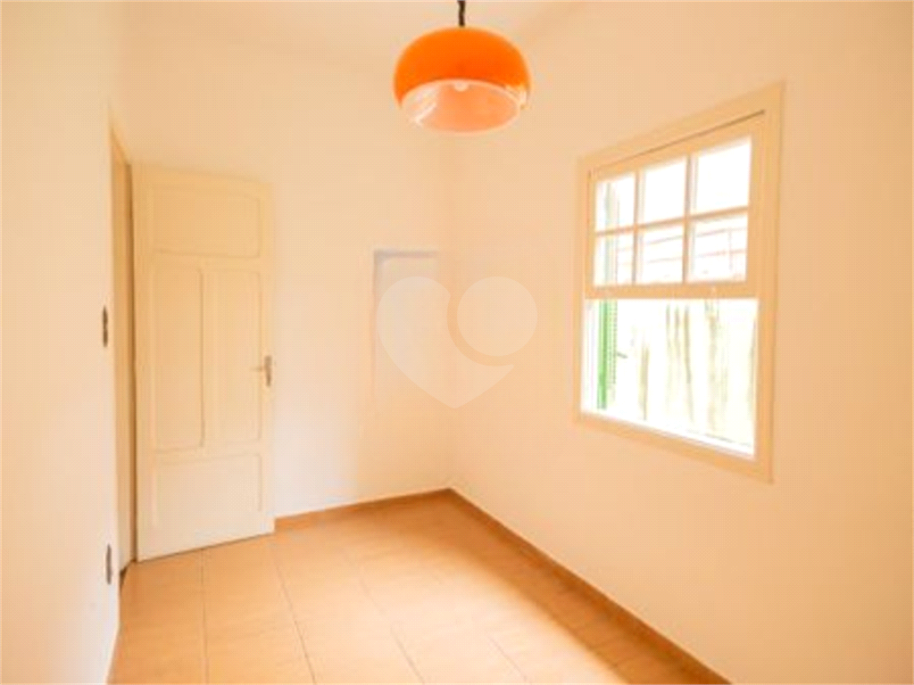 CASA 3 QUARTOS - SUMARE 