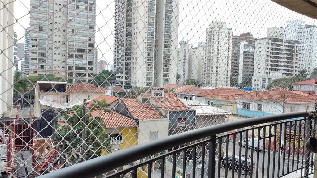 APARTAMENTO em VILA NOVA CONCEIÇÃO