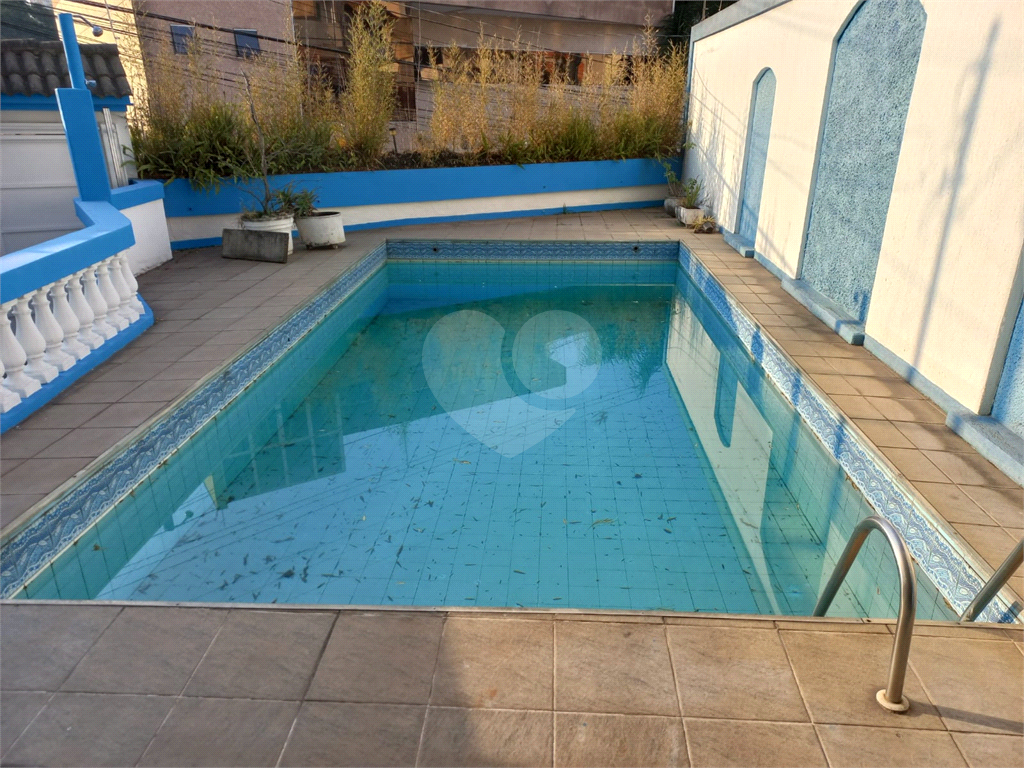 Casa Assobradada no Jardim São Paulo com 5 dormitórios 3 suítes 8 vagas Piscina Salão de Festas!!!