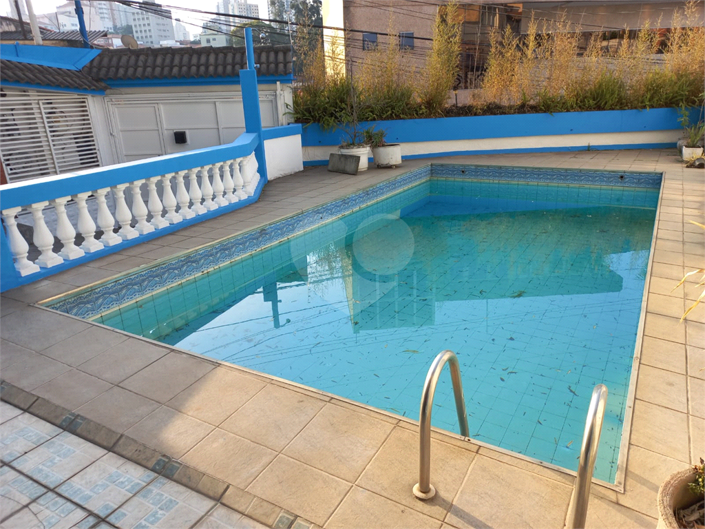 Casa Assobradada no Jardim São Paulo com 5 dormitórios 3 suítes 8 vagas Piscina e Salão de Festas!