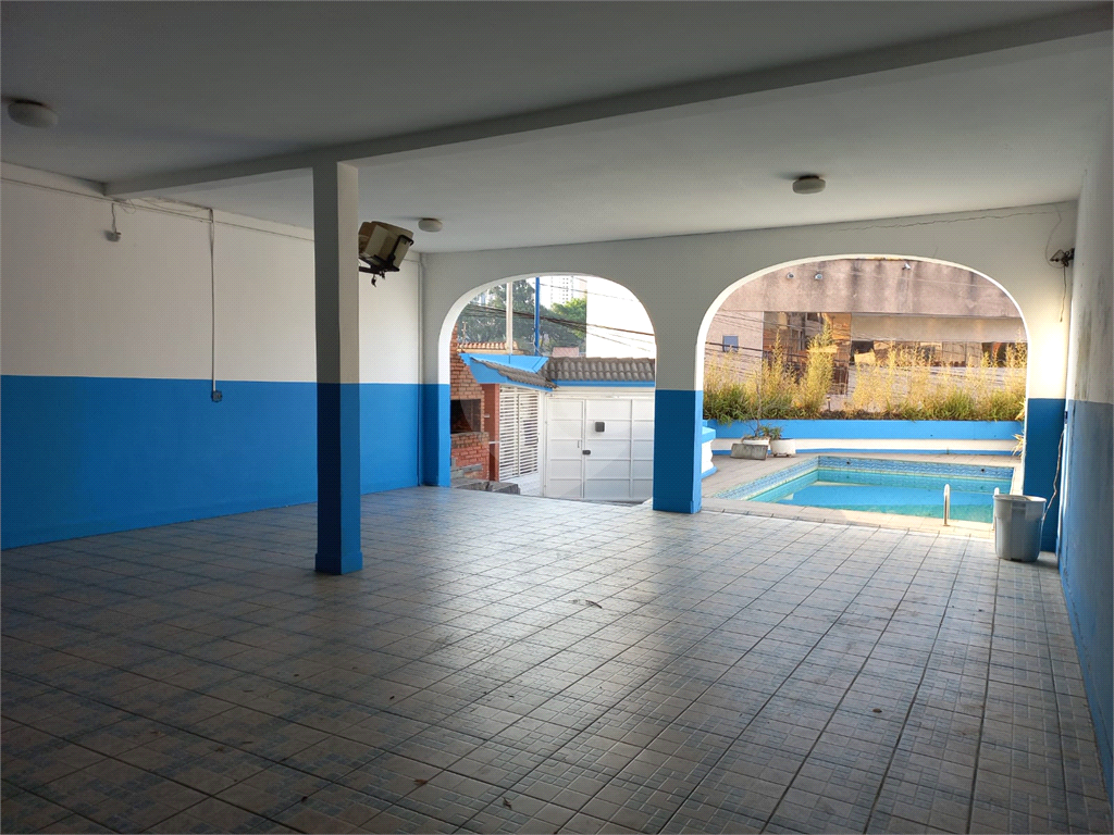 Casa Assobradada no Jardim São Paulo com 5 dormitórios 3 suítes 8 vagas Piscina e Salão de Festas!!