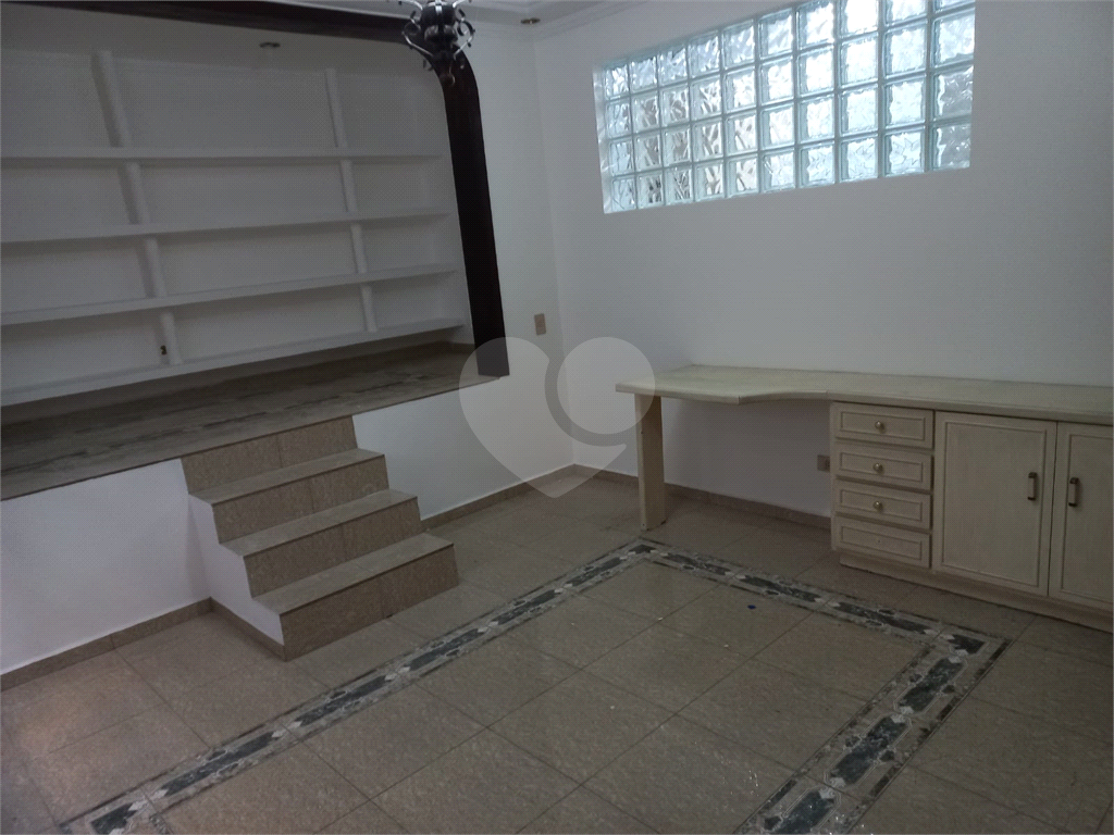 Casa Assobradada no Jardim São Paulo com 5 dormitórios 3 suítes 8 vagas Piscina e Salão de Festas!!