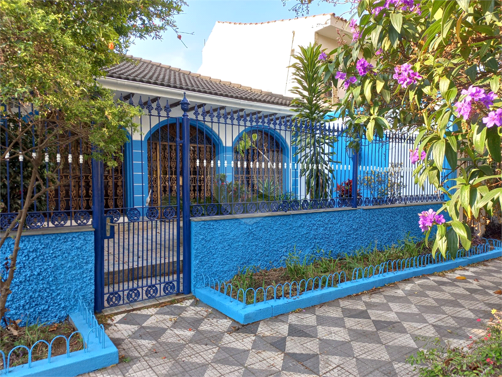Casa Assobradada no Jardim São Paulo com 5 dormitórios 3 suítes 8 vagas Piscina e Salão de Festas!!