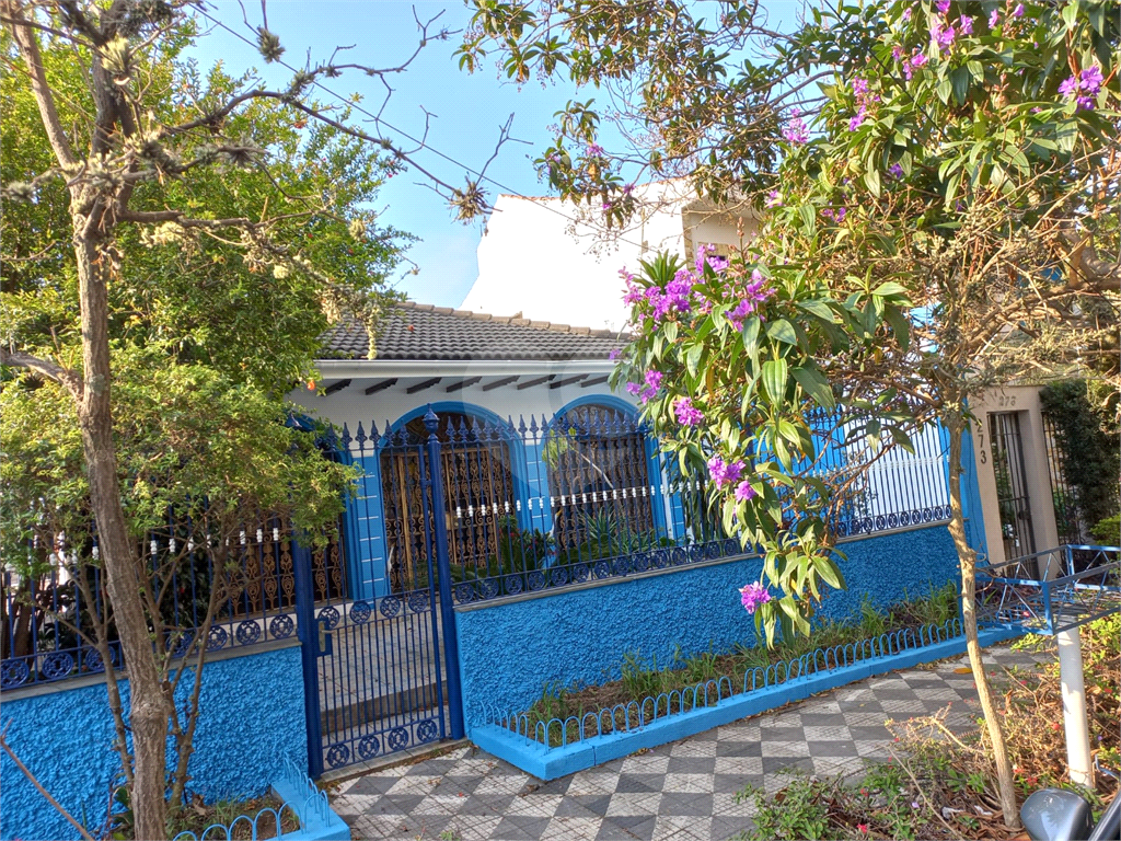 Casa Assobradada no Jardim São Paulo com 5 dormitórios 3 suítes 8 vagas Piscina e Salão de Festas!!