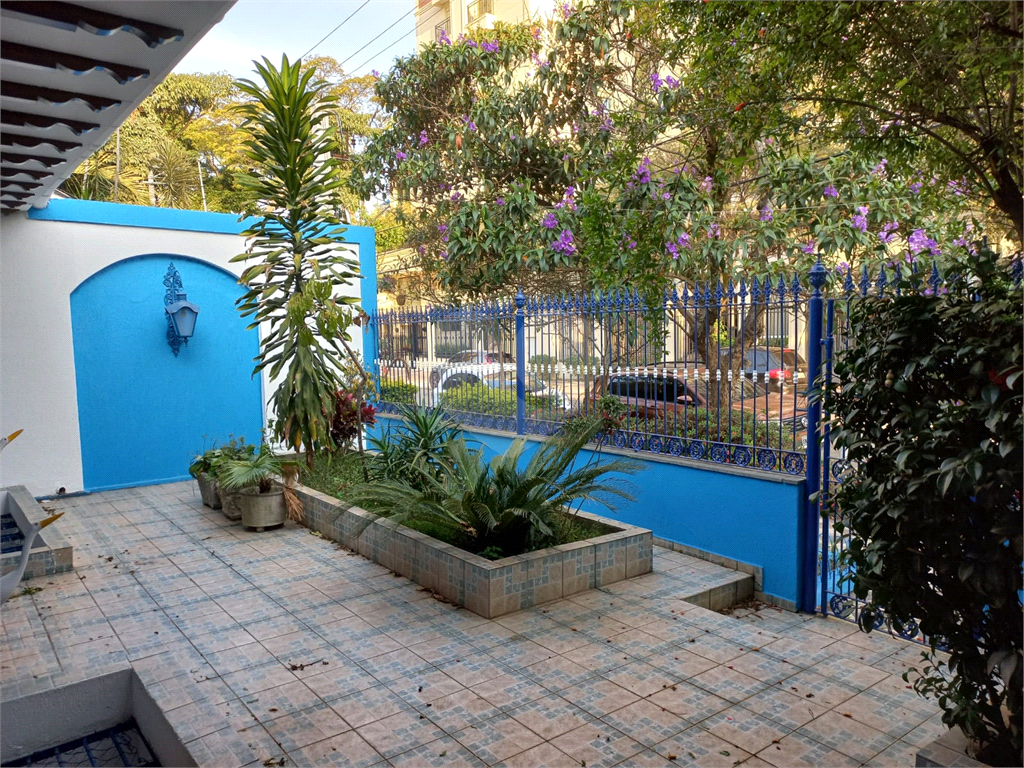 Casa Assobradada no Jardim São Paulo com 5 dormitórios 3 suítes 8 vagas Piscina e Salão de Festas!