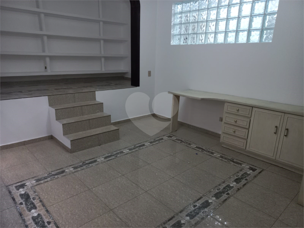 Casa Assobradada no Jardim São Paulo com 5 dormitórios 3 suítes 8 vagas Piscina e Salão de Festas!!