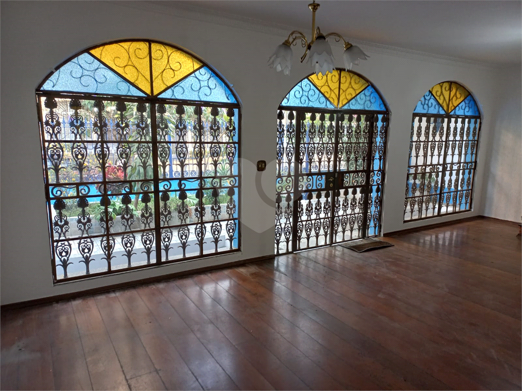 Casa Assobradada no Jardim São Paulo com 5 dormitórios 3 suítes 8 vagas Piscina e Salão de Festas!!