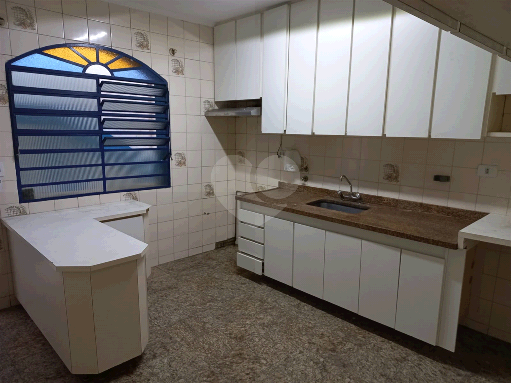 Casa Assobradada no Jardim São Paulo com 5 dormitórios 3 suítes 8 vagas Piscina e Salão de Festas!!
