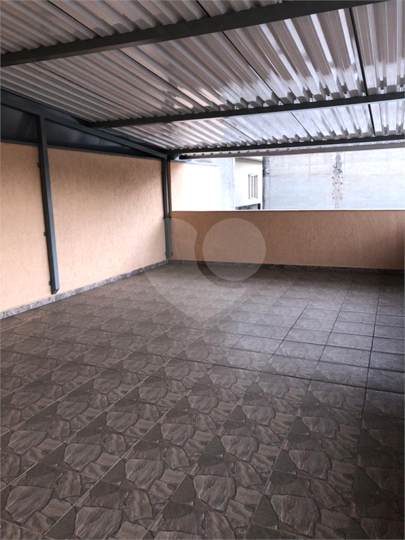 Sobrado à venda com 2 quartos, 160m² - Foto 17