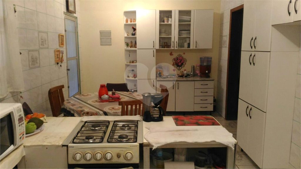 Casa à venda com 3 quartos, 250m² - Foto 16