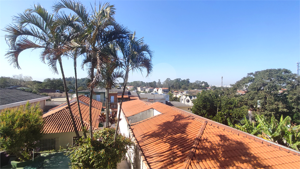 Casa na Pedra Branca ao lado da base da PMESP 