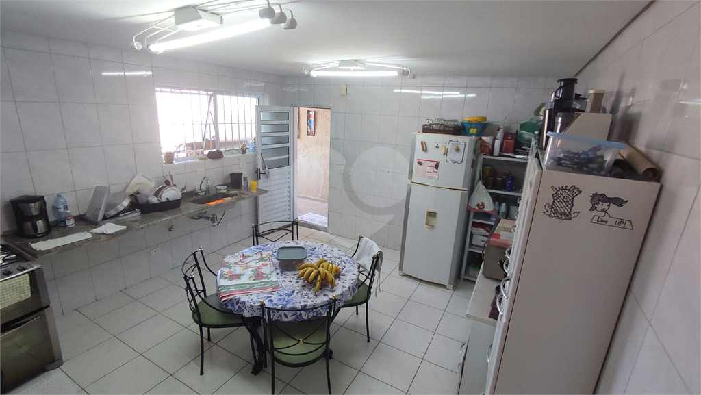 Casa na Pedra Branca ao lado da base da PMESP 
