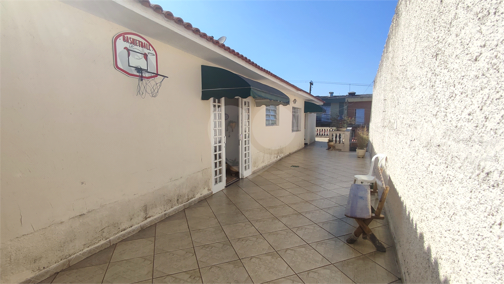 Casa na Pedra Branca ao lado da base da PMESP 