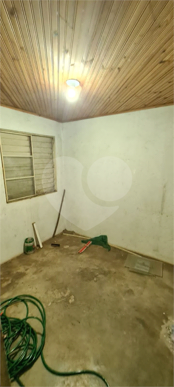 Casa à venda com 3 quartos, 200m² - Foto 2