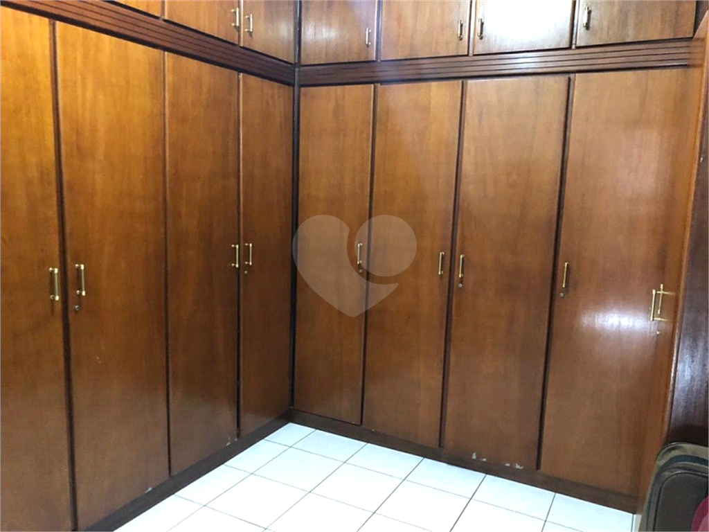 Sobrado à venda com 3 quartos, 256m² - Foto 13