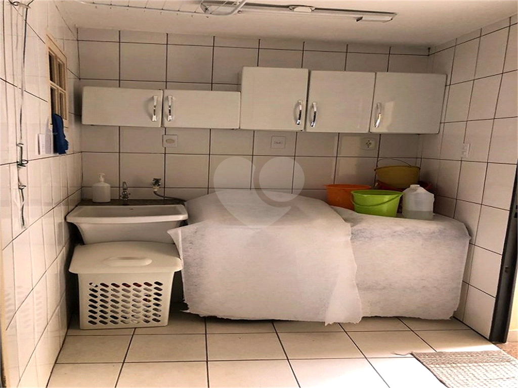 Sobrado à venda com 3 quartos, 256m² - Foto 29