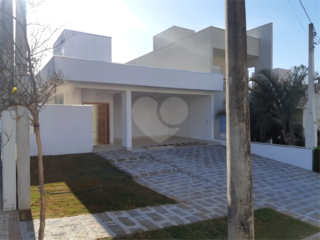 Casa de Condomínio à venda com 3 quartos, 250m² - Foto 8